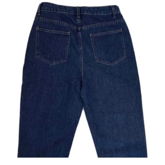 NWT Boohoo High Rise Super Distressed Ripped Mom Jeans Size 4 New - Picture 5 of 5